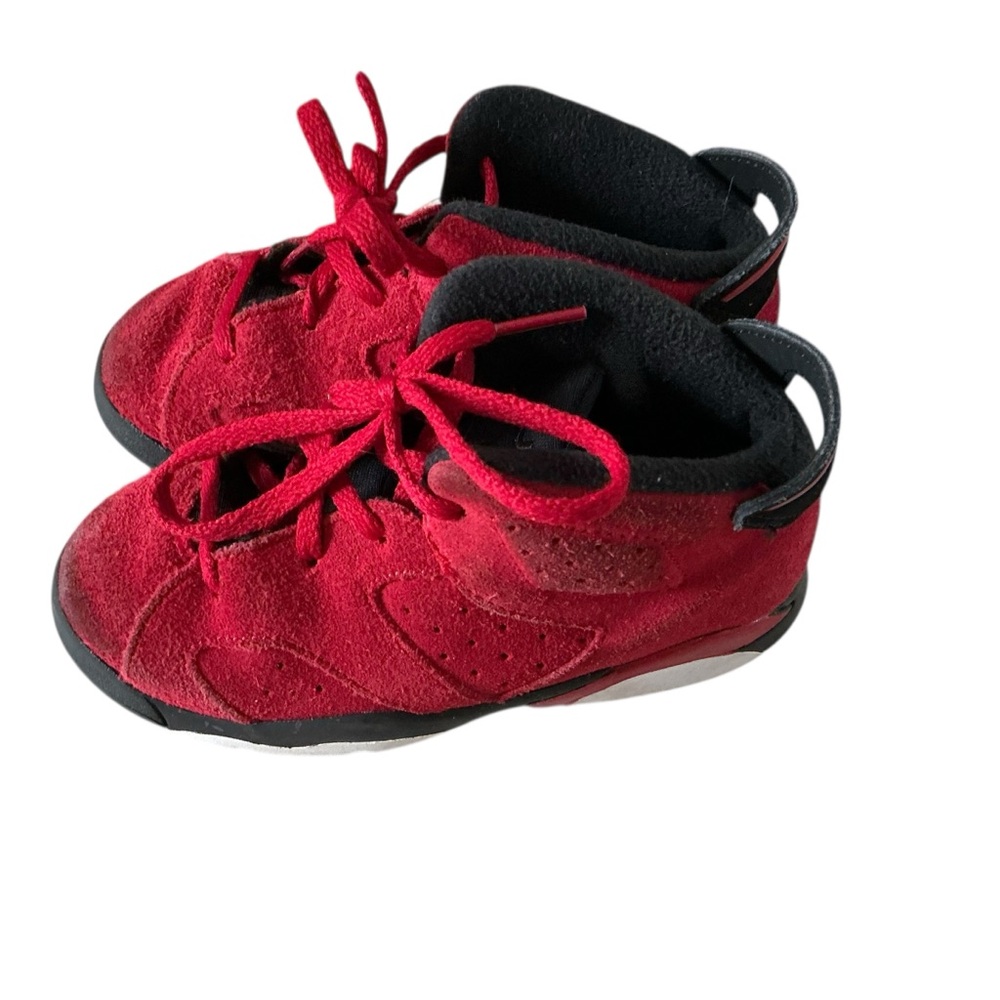 Nike air Jordan 6 retro toro bravo-kids toddler size 10C red suede sneakers